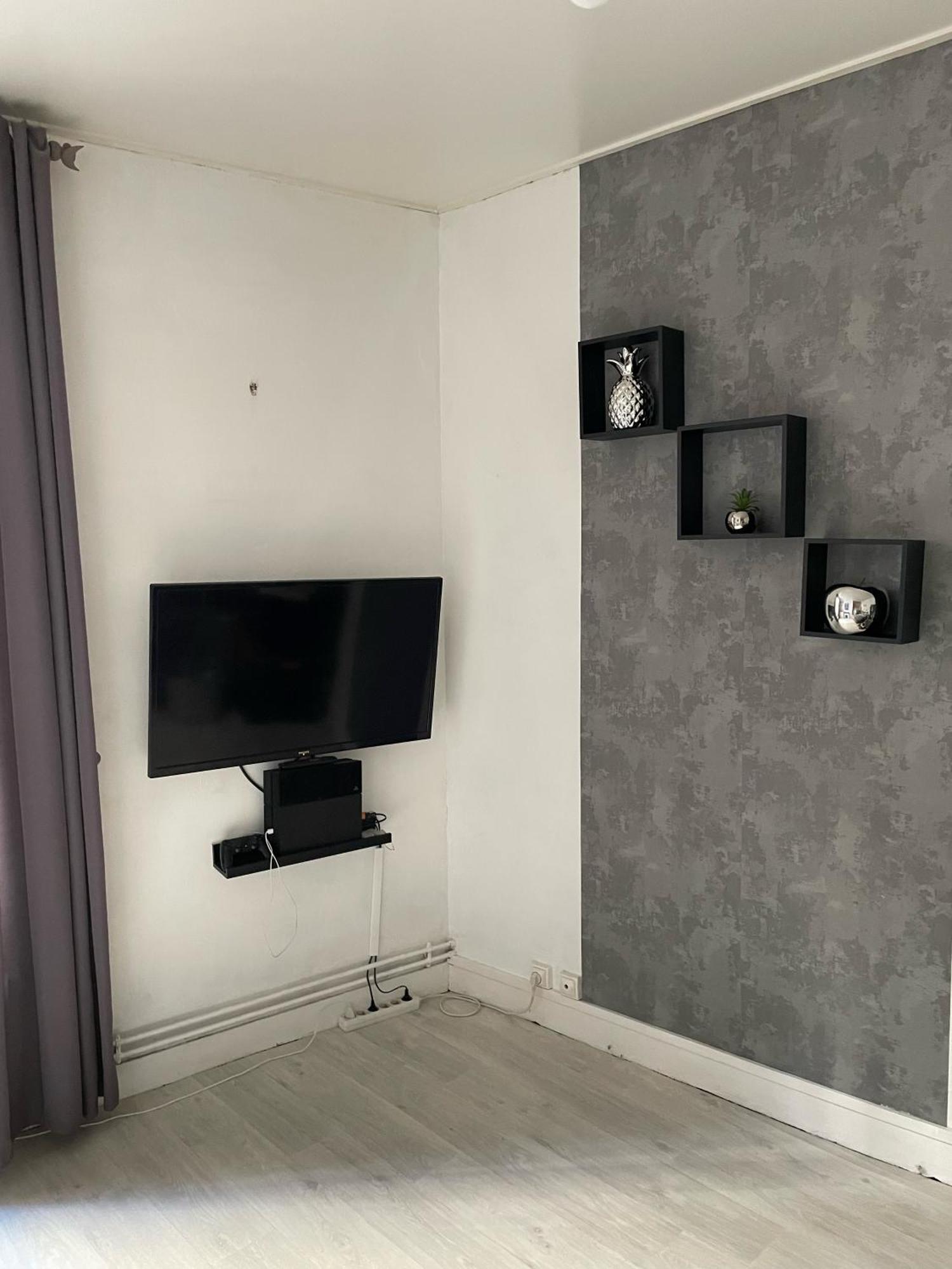 Au Bas De Montmartre ! Apartman Párizs Kültér fotó